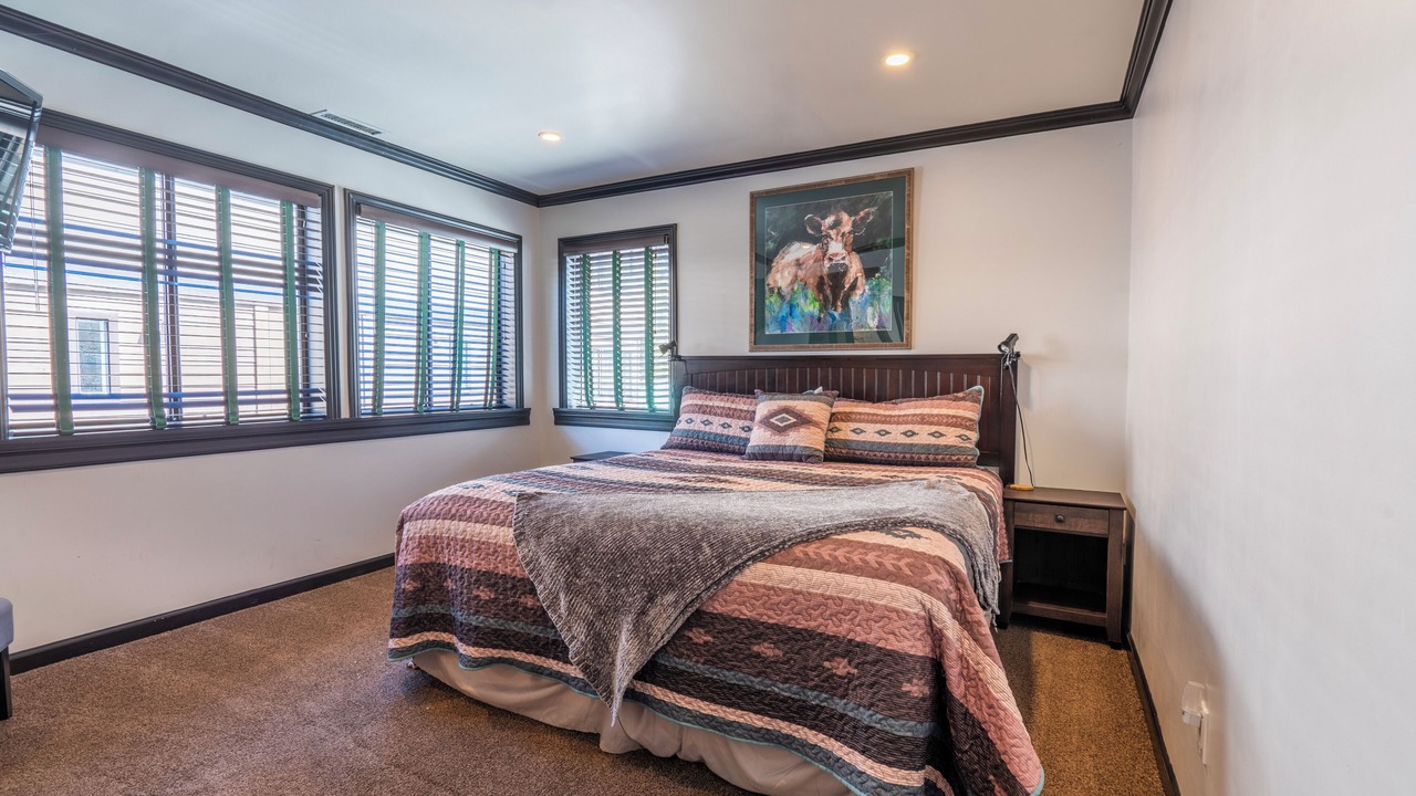 Photo of Bedroom in June Lake