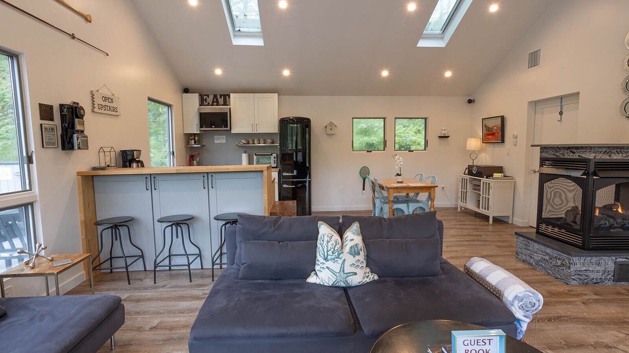 Photo of Livingroom in Port Jervis