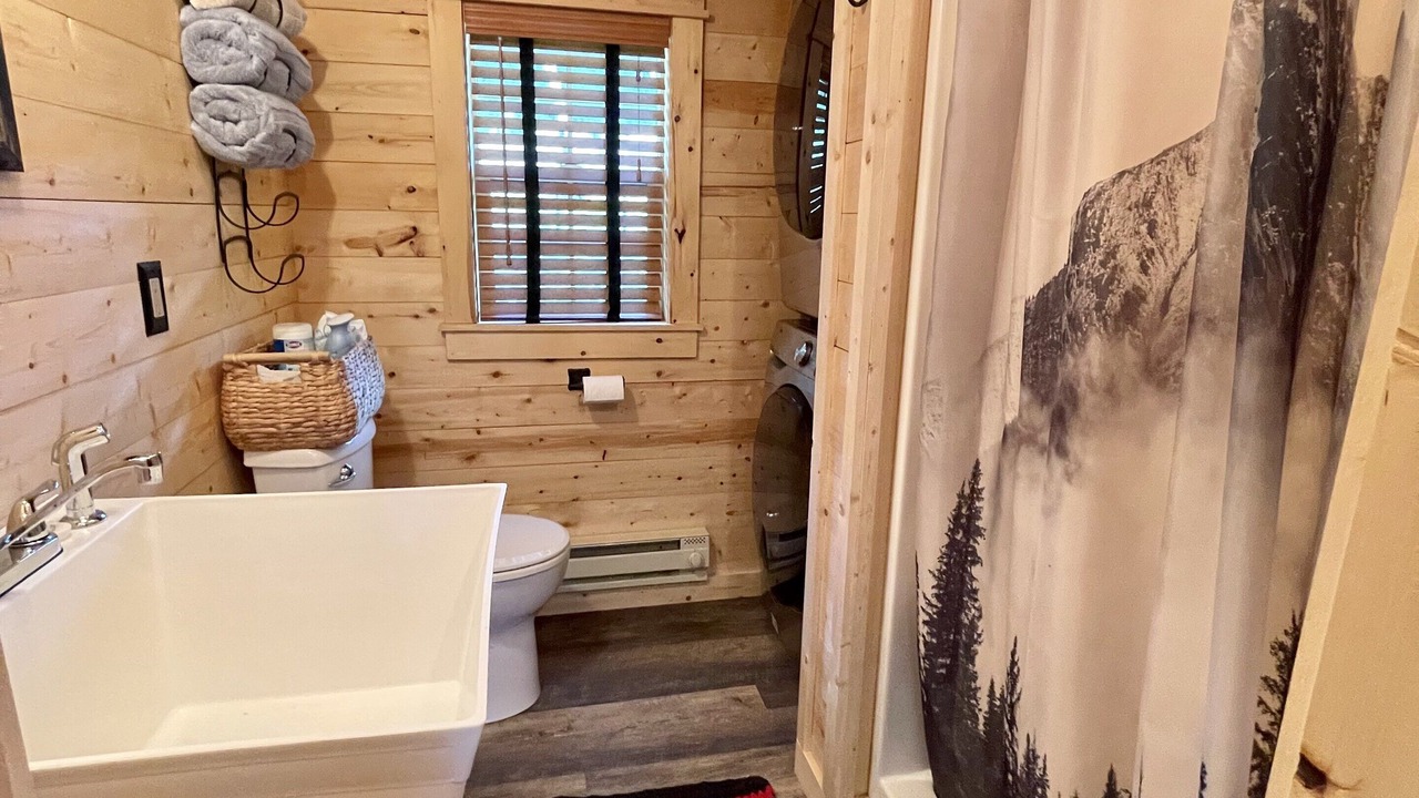 Photo of Bathroom in Judith Basin County