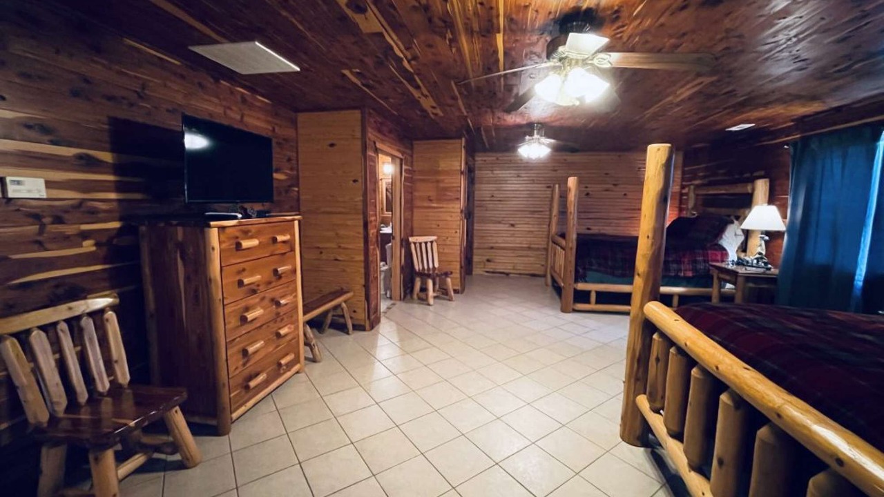 Photo of Bedroom in Eureka Springs