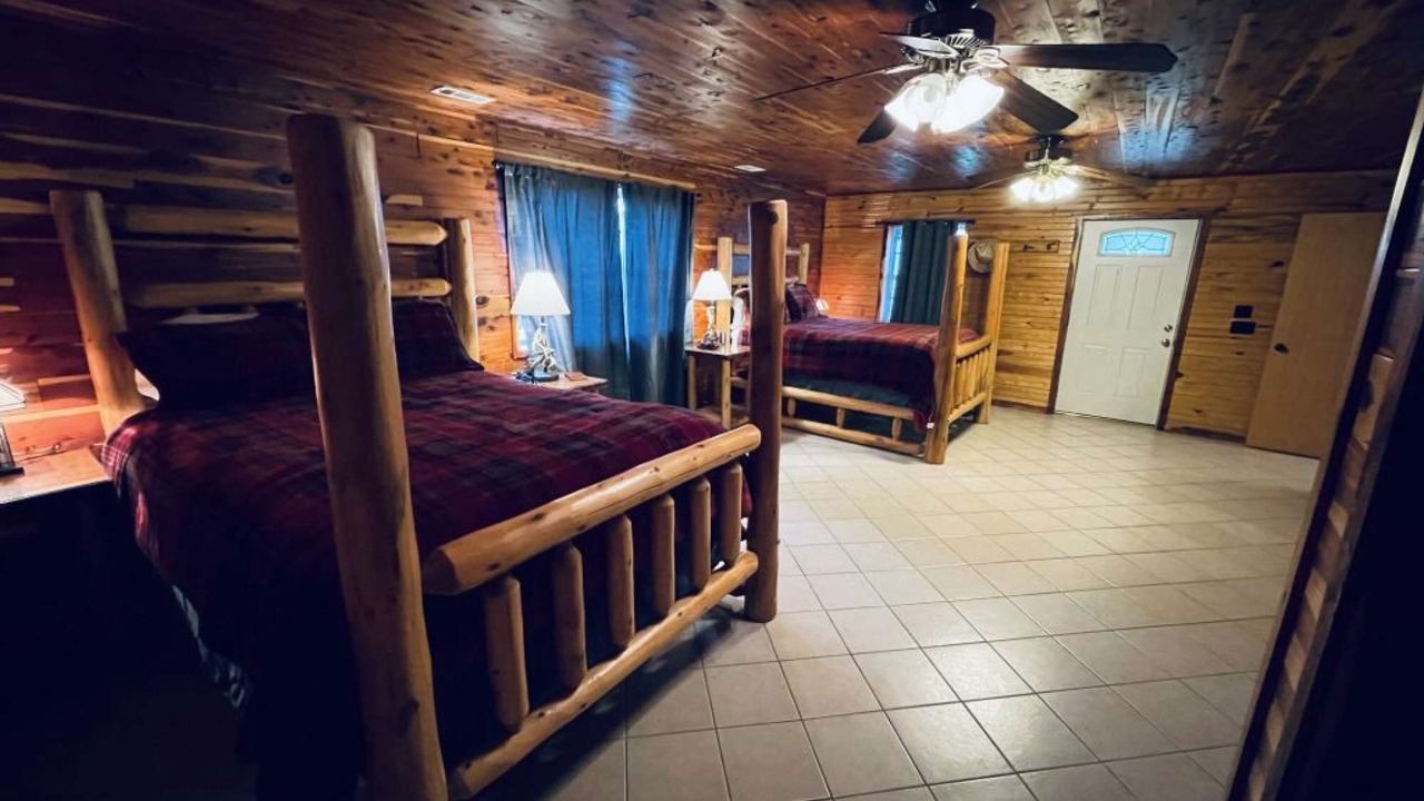 Photo of Bedroom in Eureka Springs