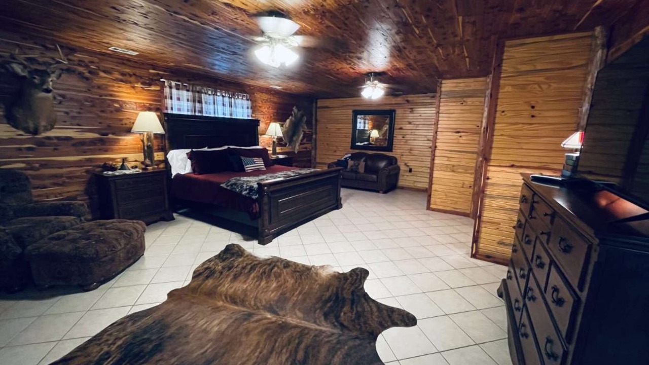 Photo of Bedroom in Eureka Springs