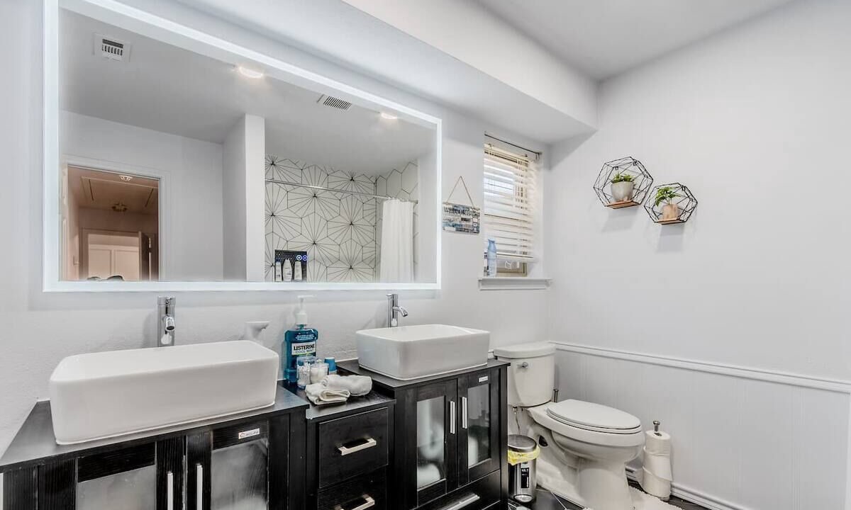 Photo of Bathroom in Plano