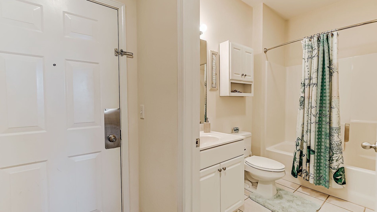 Photo of Bathroom in Sea Trail