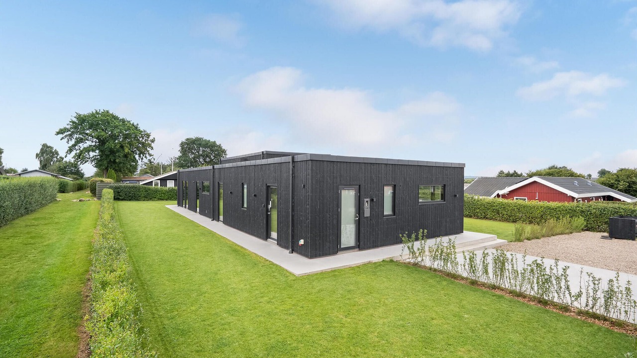 Photo of Others in Flovt Strand