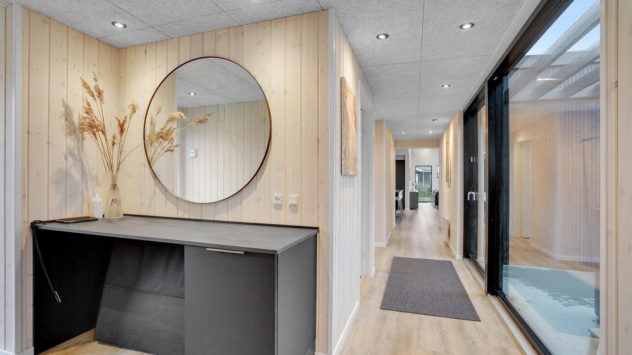 Photo of Others in Flovt Strand