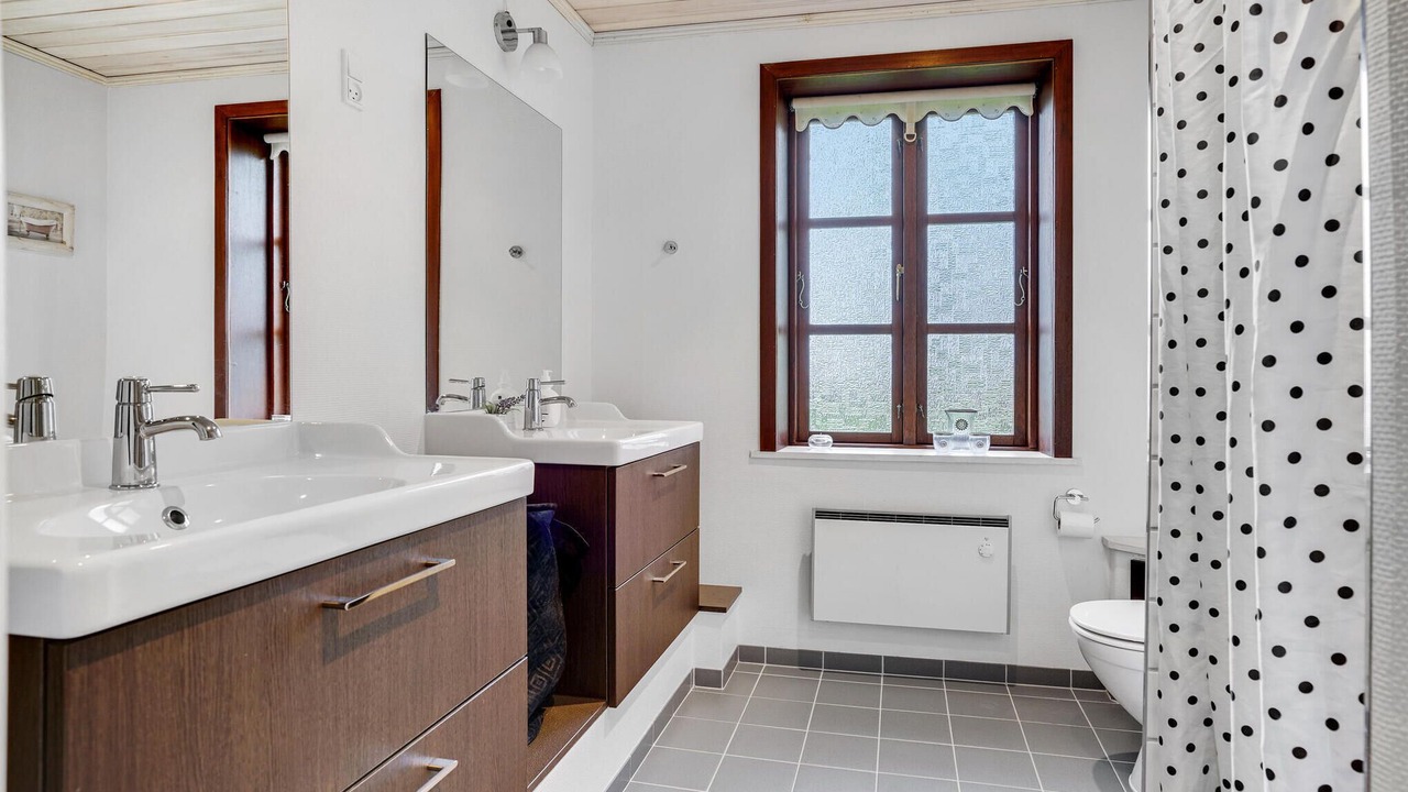 Photo of Bathroom in Bago