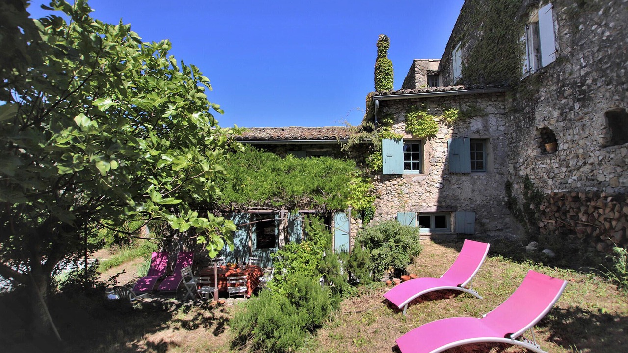 Photo of Others in Cliousclat