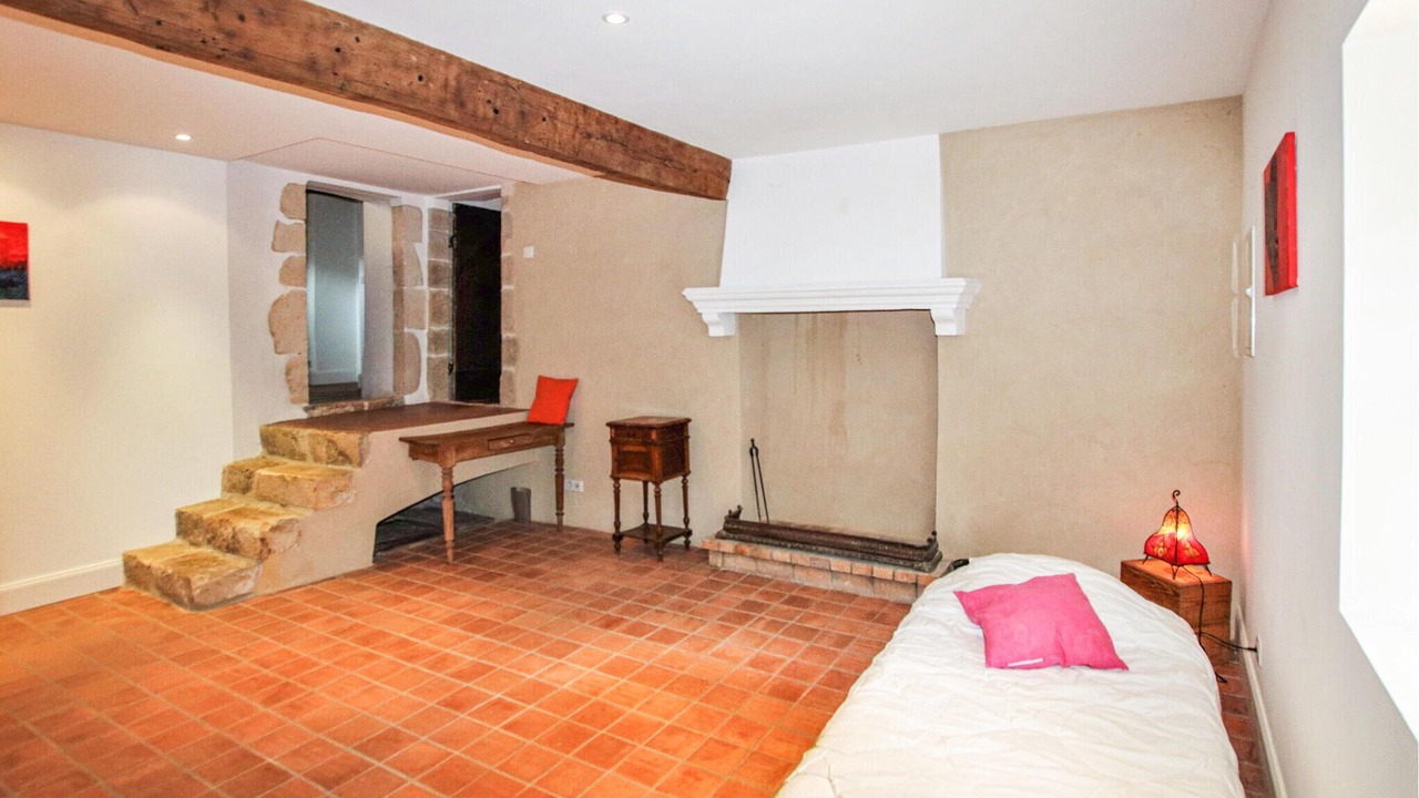 Photo of Others in Cliousclat