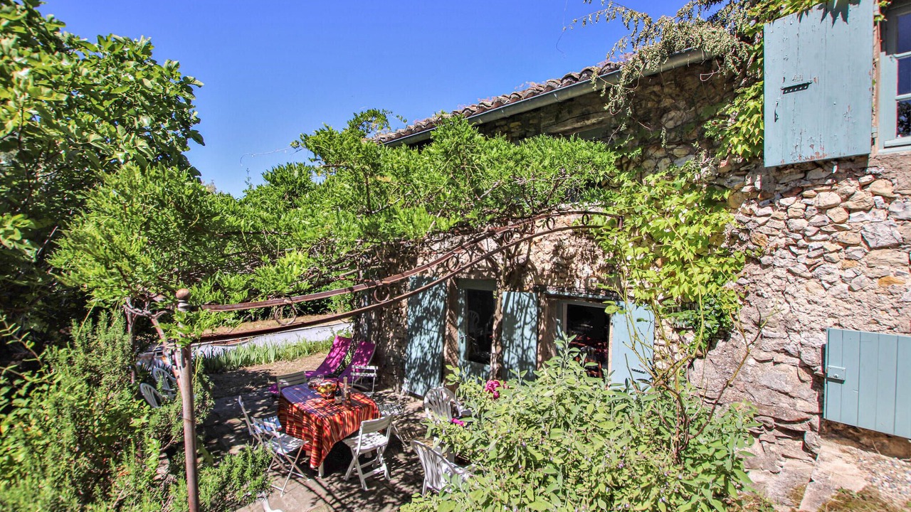 Photo of Others in Cliousclat