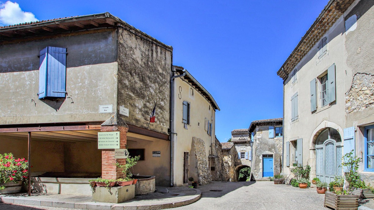 Photo of Others in Cliousclat