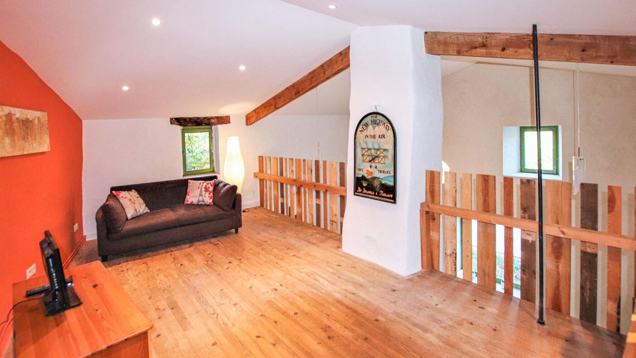 Photo of Others in Cliousclat