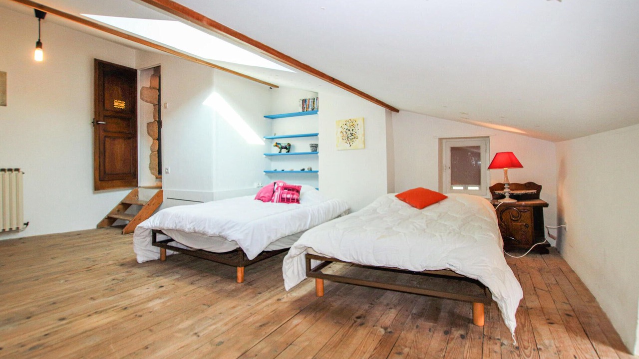 Photo of Others in Cliousclat