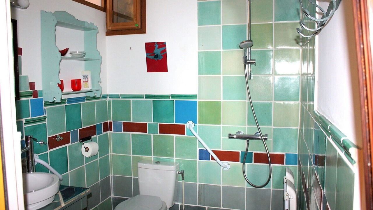 Photo of Bathroom in Varengeville-sur-Mer