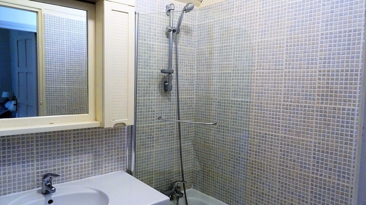 Photo of Bathroom in Hautot-sur-Mer