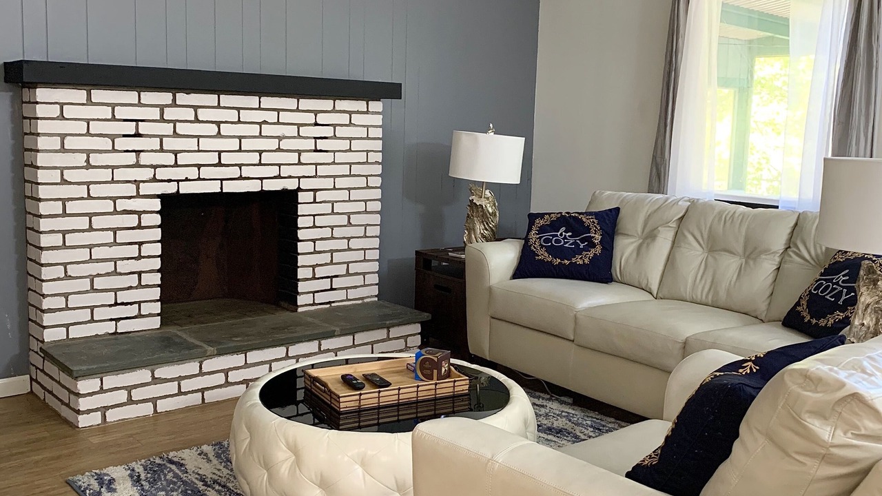 Photo of Livingroom in Long Pond