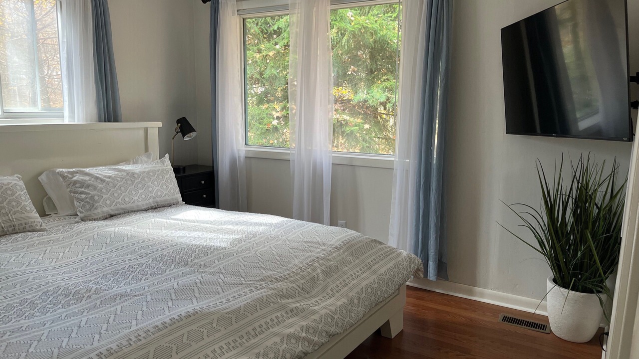 Photo of Bedroom in Long Pond