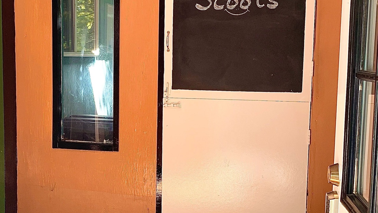 Photo of Others in Long Pond