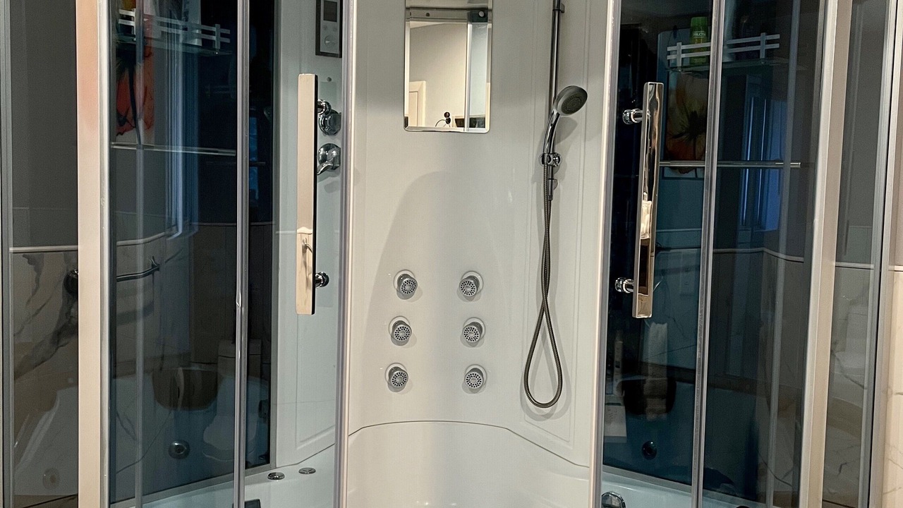 Photo of Bathroom in Long Pond