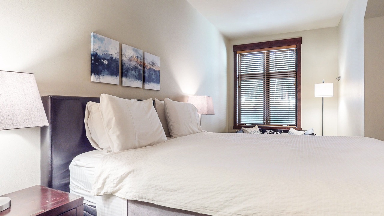Photo of Bedroom in Mammoth Lakes