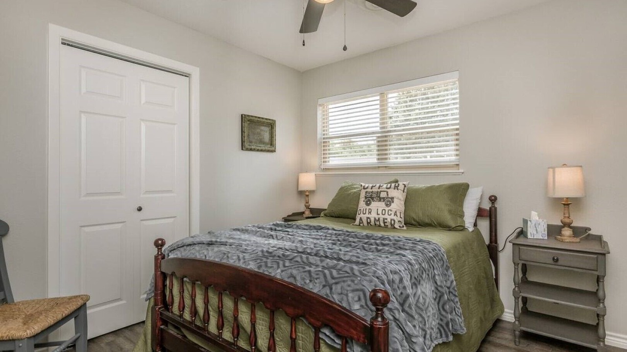 Photo of Bedroom in Dumas