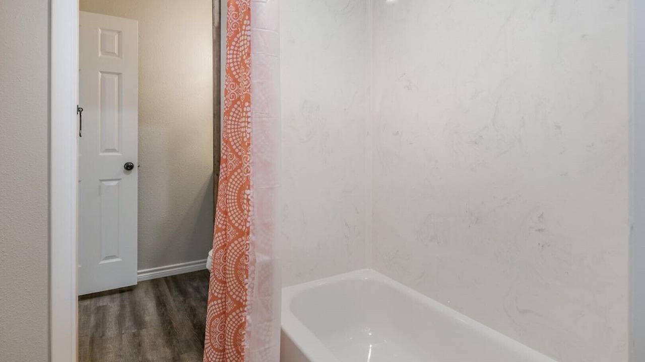 Photo of Bathroom in Dumas
