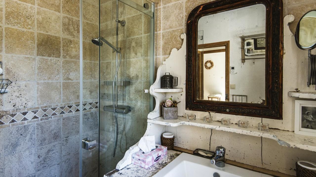 Photo of Bathroom in Chevroches