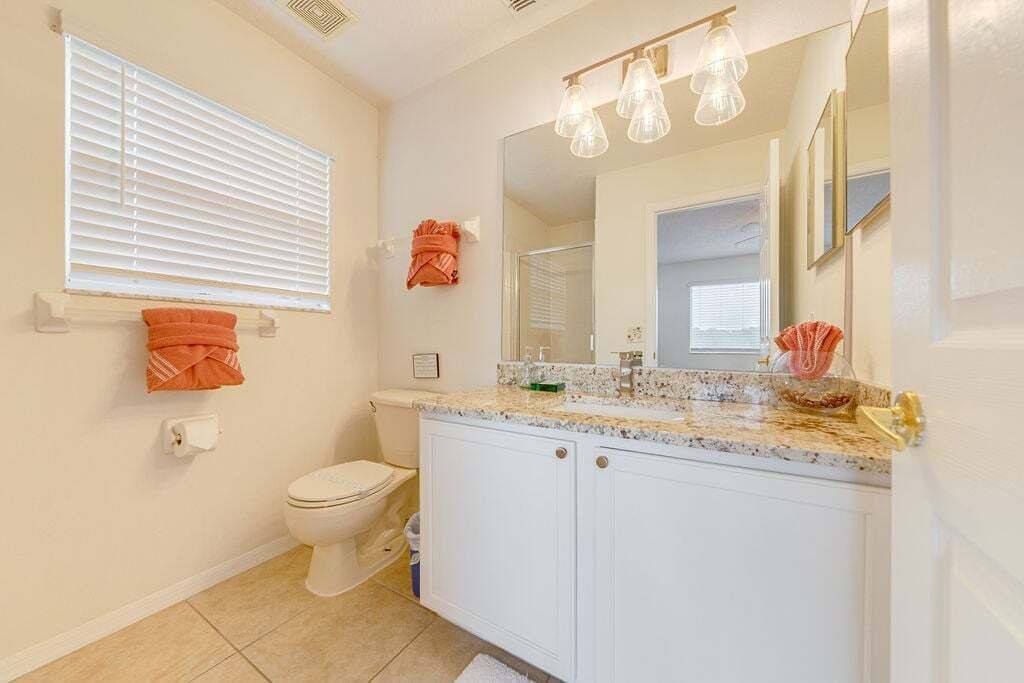 Photo of Bathroom in Thousand Oaks