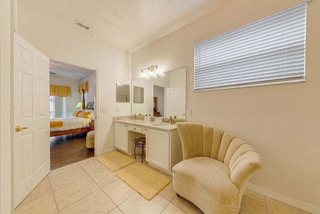 Photo of Bedroom in Thousand Oaks
