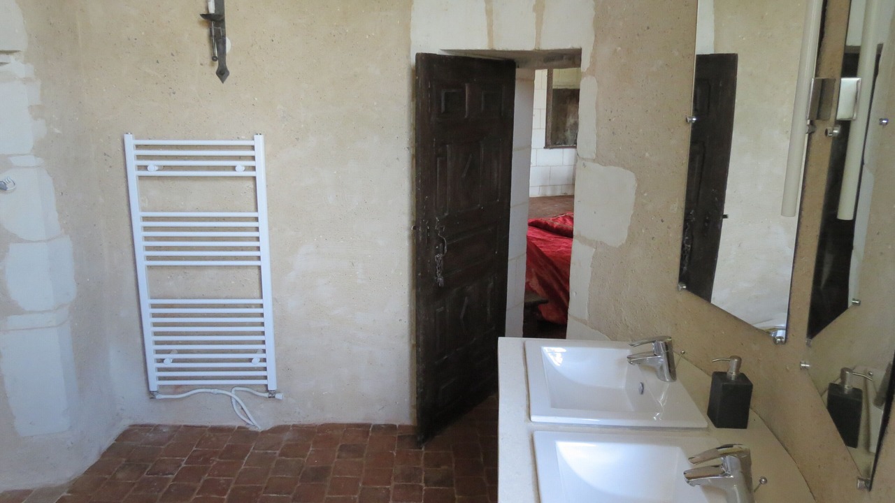 Photo of Bathroom in Thilouze