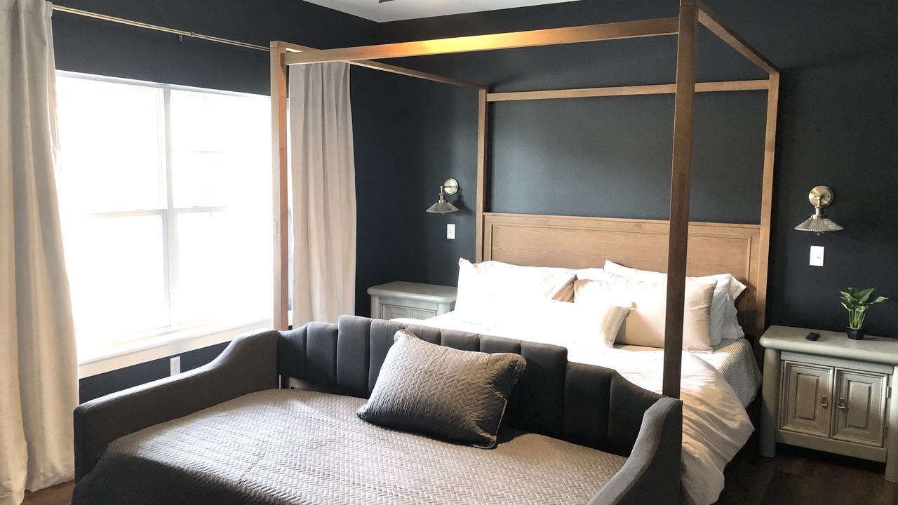 Photo of Bedroom in Hollister