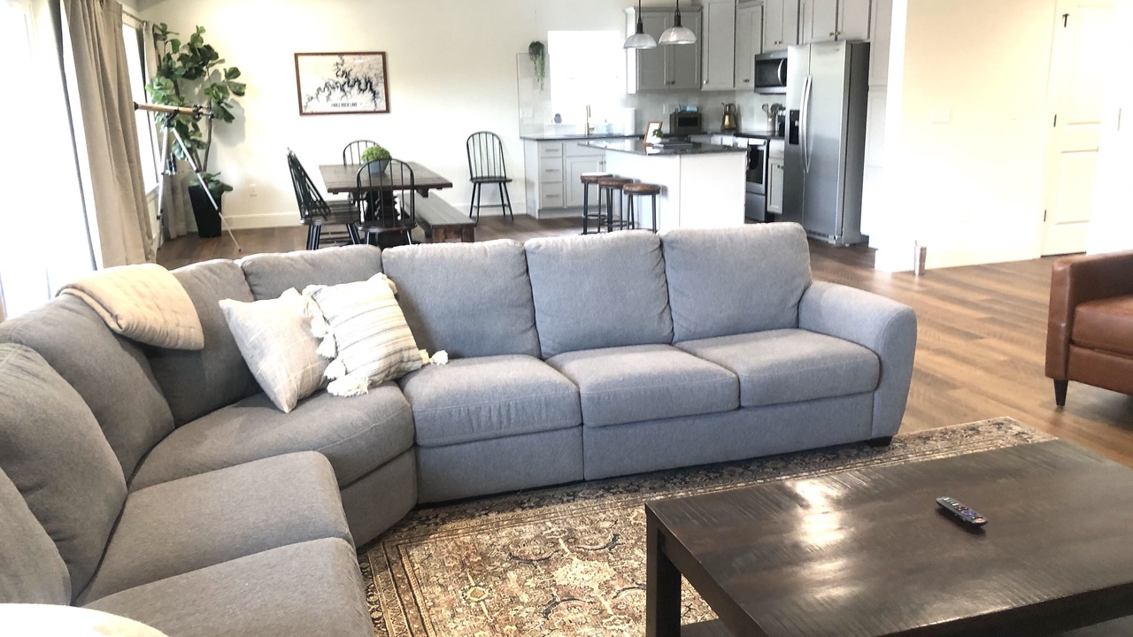 Photo of Livingroom in Hollister