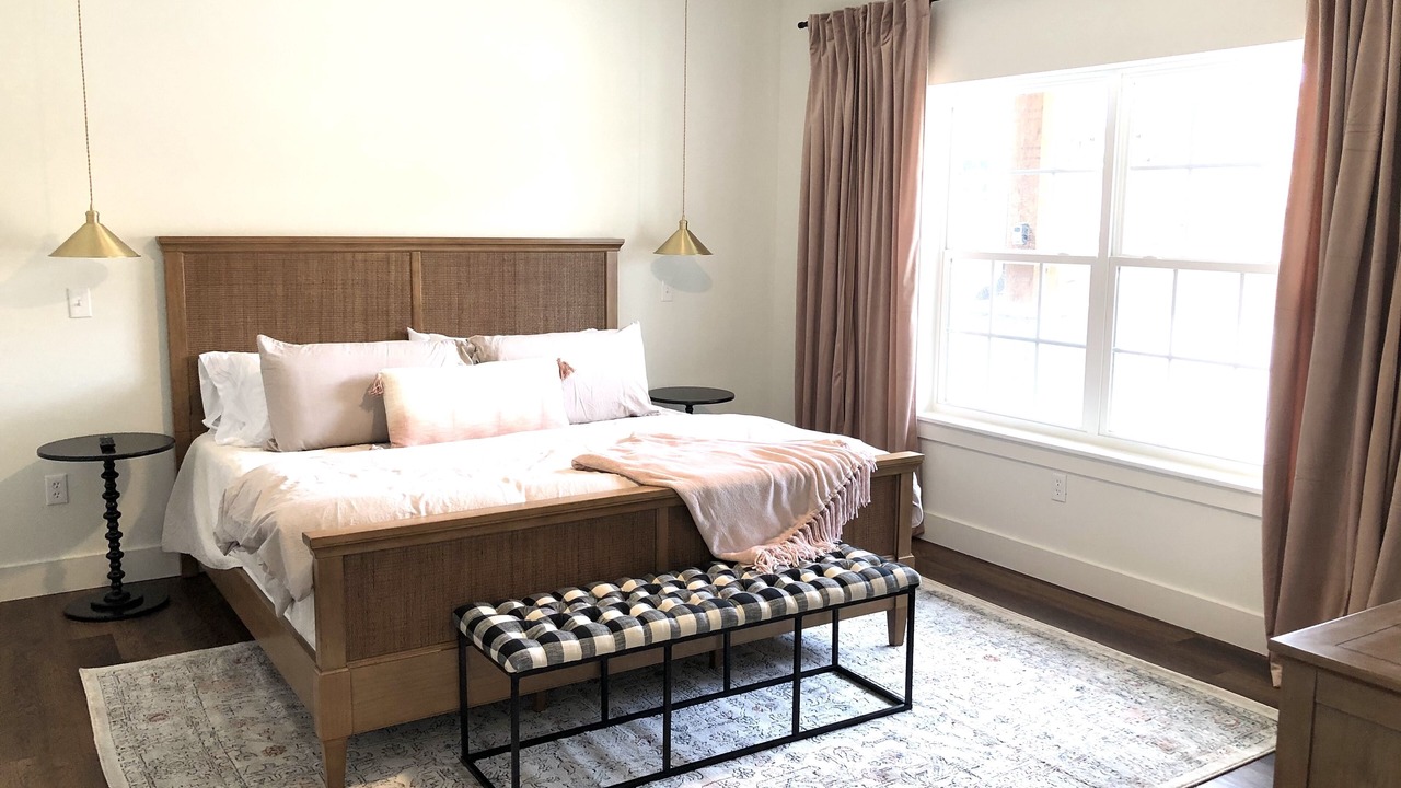 Photo of Bedroom in Hollister