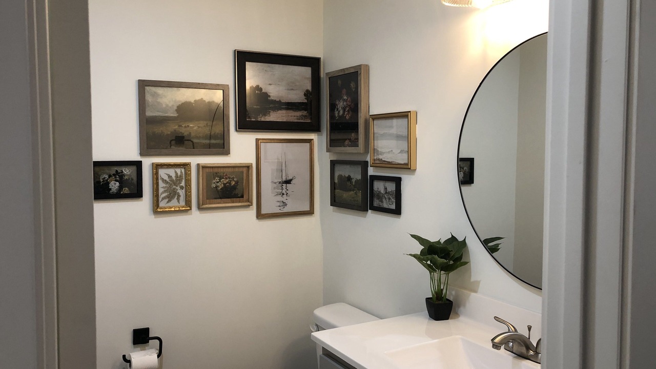 Photo of Bathroom in Hollister