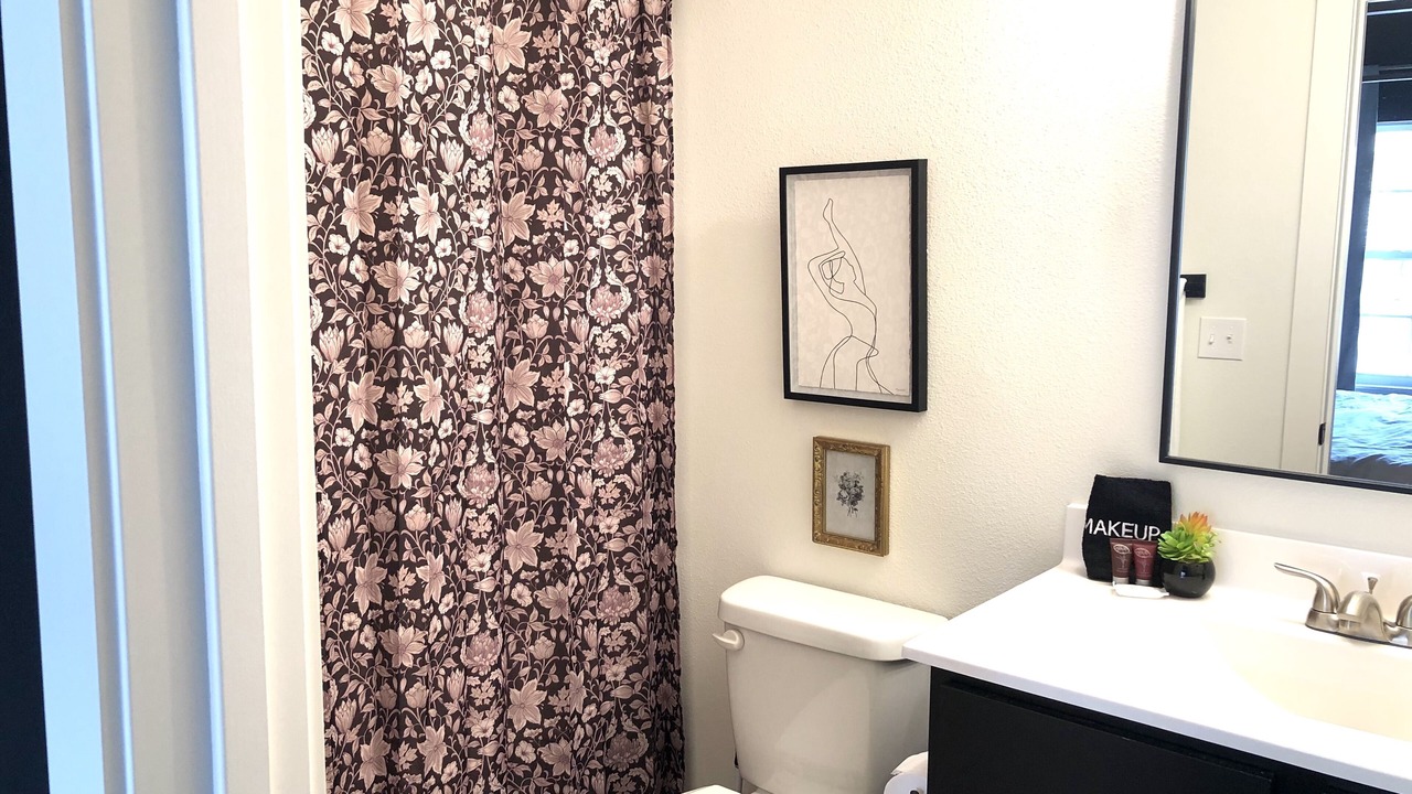 Photo of Bathroom in Hollister