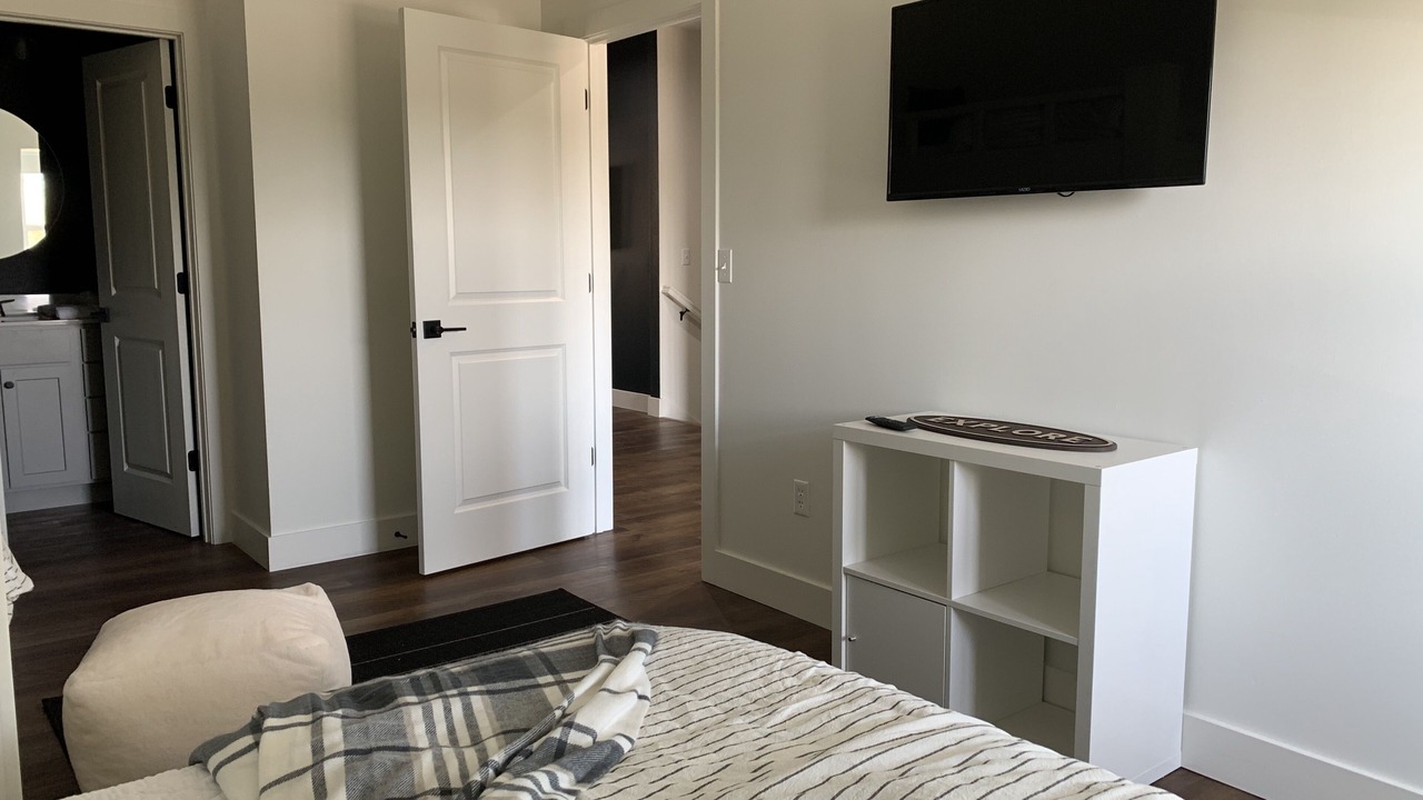 Photo of Bedroom in Hollister