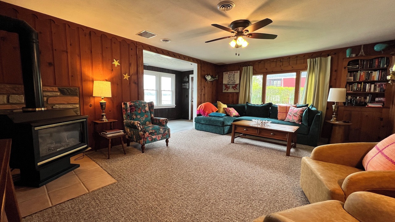 Photo of Livingroom in Auburn