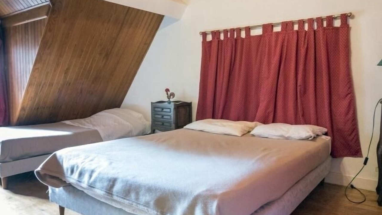 Photo of Bedroom in Thillombois
