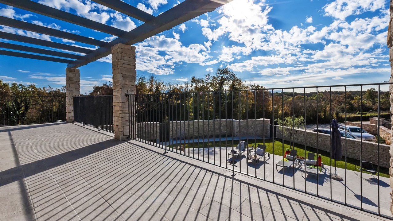 Photo of Patio Balcony in Matohanci