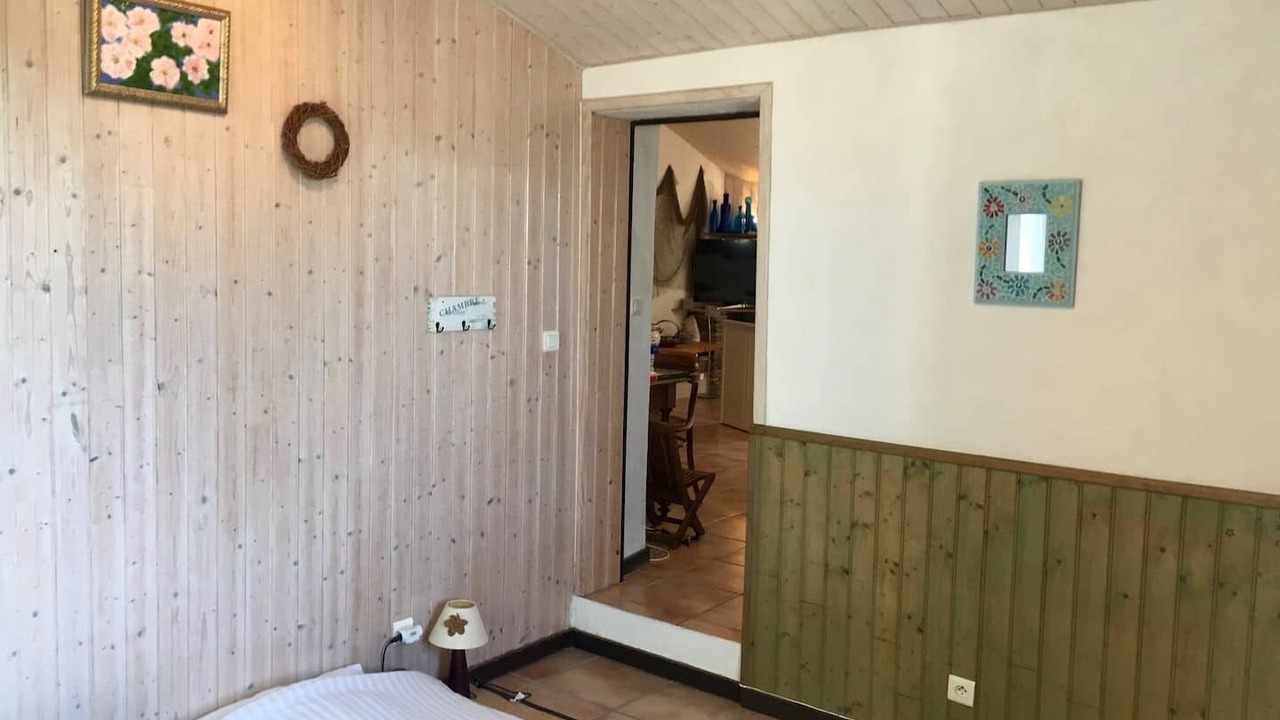 Photo of Bedroom in Brem Sur Mer