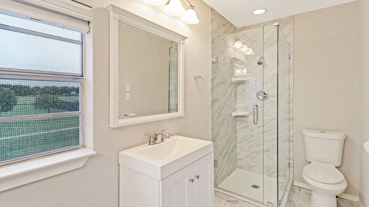 Photo of Bathroom in Saginaw