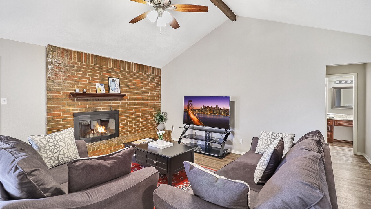 Photo of Livingroom in Saginaw
