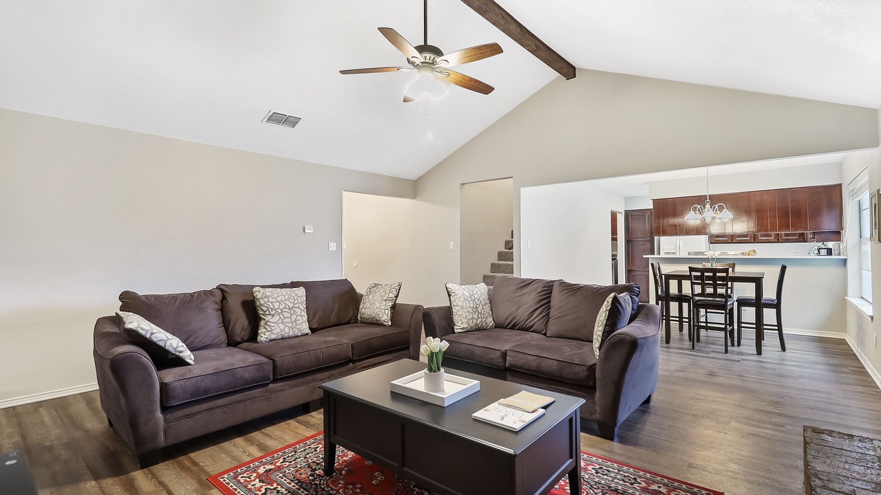 Photo of Livingroom in Saginaw