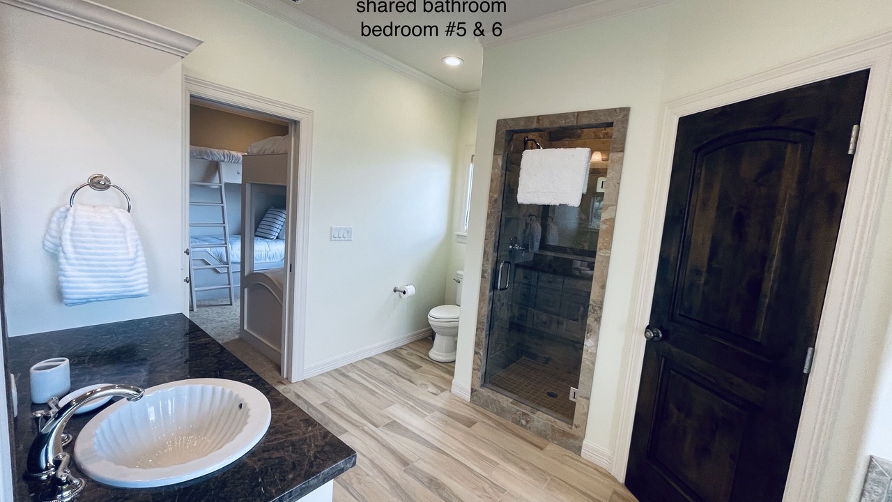 Photo of Bathroom in Spicewood