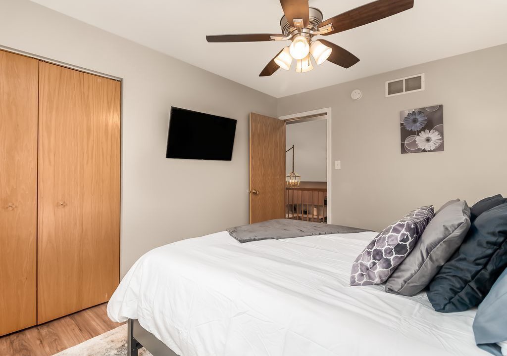 Photo of Bedroom in Joliet