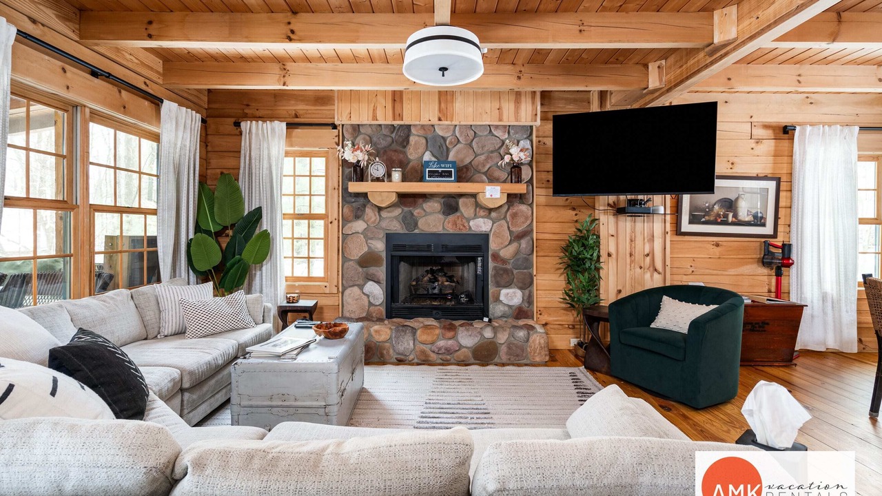 Photo of Livingroom in Saugatuck