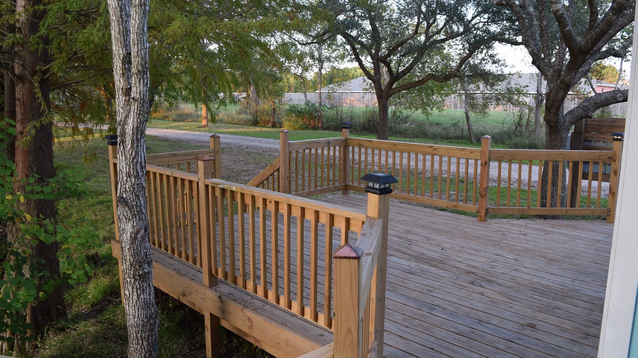 Photo of Patio Balcony in Clear Lake Shores