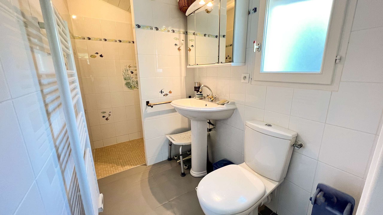 Photo of Bathroom in Loix