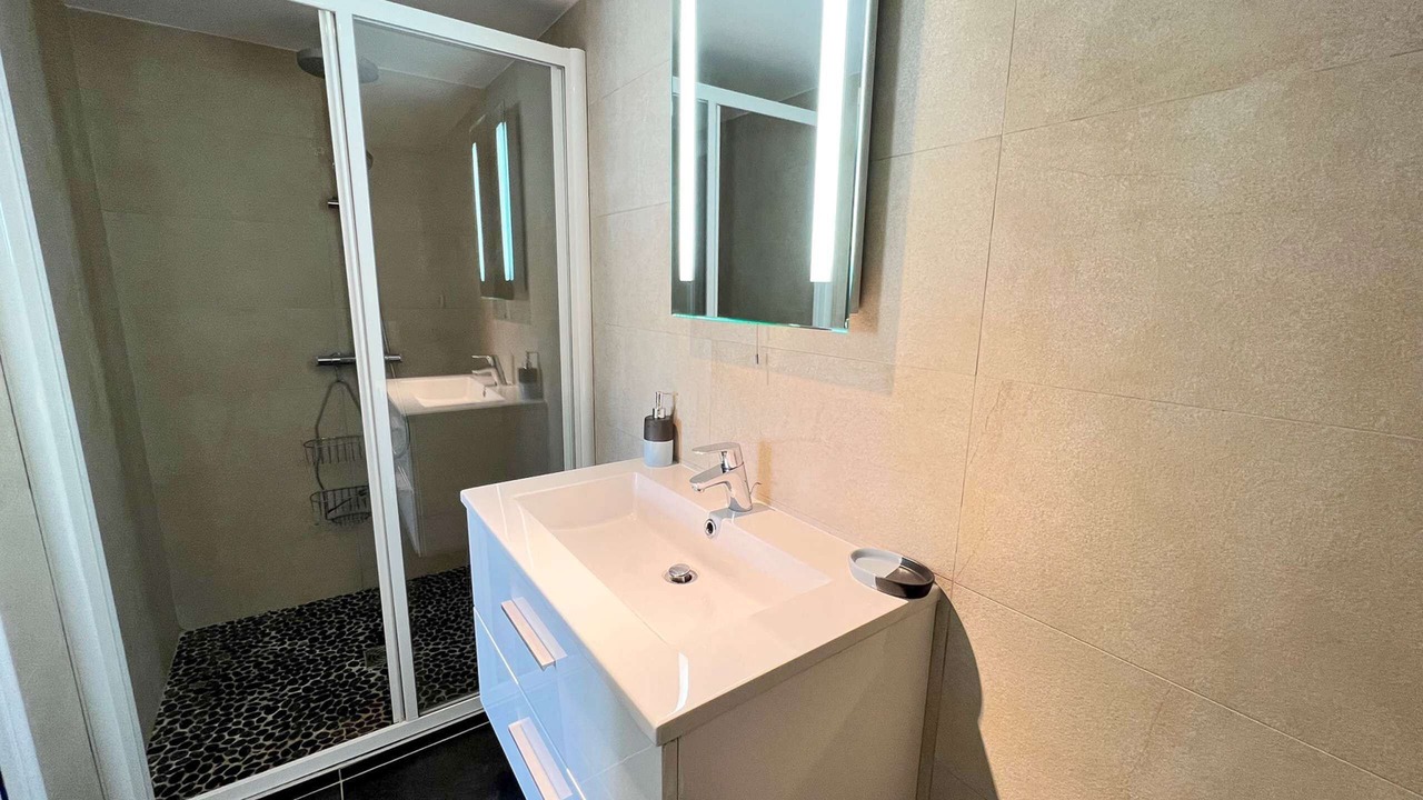 Photo of Bathroom in Loix