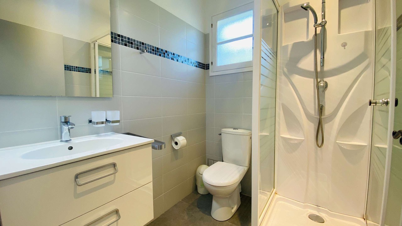 Photo of Bathroom in Le Bois-Plage-en-Re